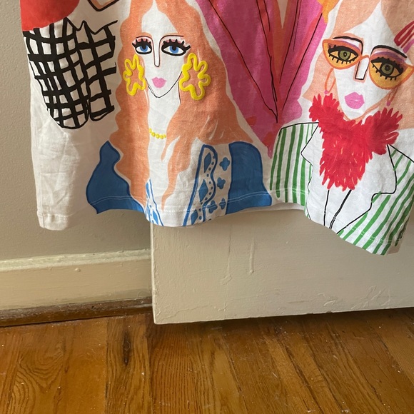 Zara Printed Graphic Tee - Picture 2 of 6